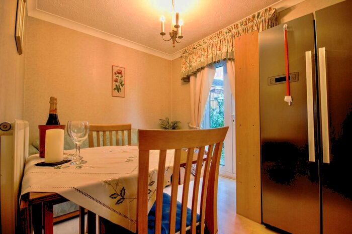 3 Bedroom Detached House For Sale In Ynys-Y-Coed, Oakdale, NP12