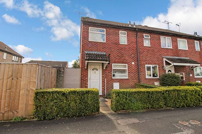 2 Bedroom End Terrace House To Rent In Colbourne Street, Swindon, SN1