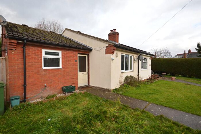 2 Bedroom Semi-Detached Bungalow For Sale In Ickford Road, Shabbington, HP18