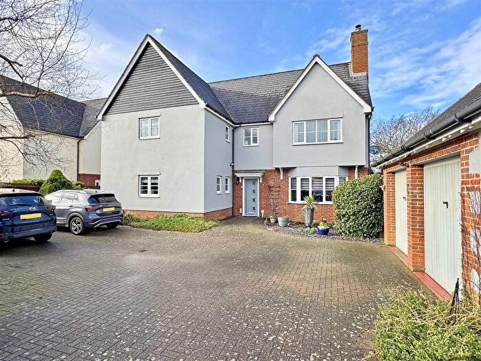 5 Bedroom Detached House For Sale In Mary Ruck Way, Black Notley, Braintree, CM77