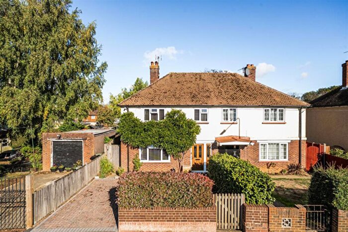 3 Bedroom Semi Detached House For Sale In Plains Avenue, Maidstone, ME15