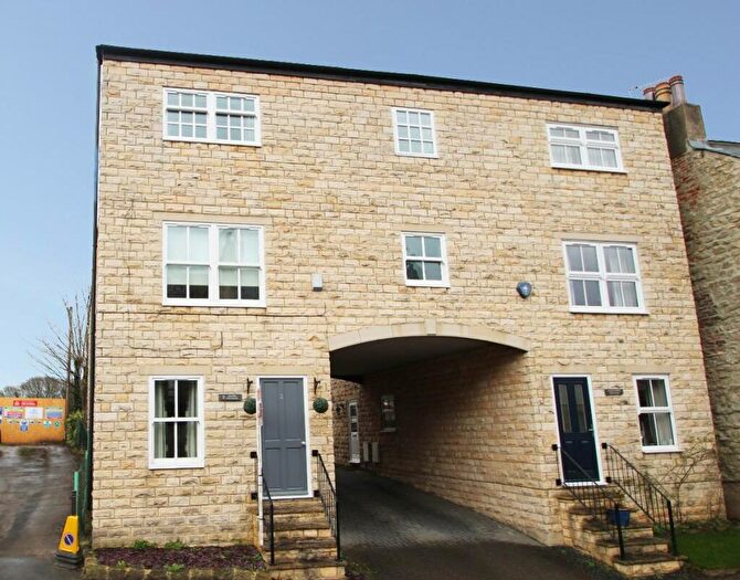 5 Bedroom House To Rent In Oliver Cottages, Aberford, Leeds, West Yorkshire, LS25