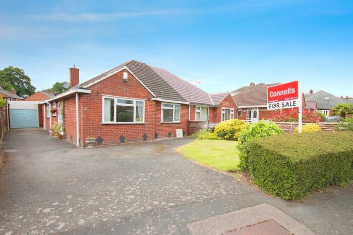 2 Bedroom Semi-Detached Bungalow For Sale In Ladycroft, Cubbington, Leamington Spa, CV32