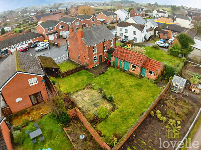 3 Bedroom Detached House For Sale In Newbigg, Westwoodside, DN9