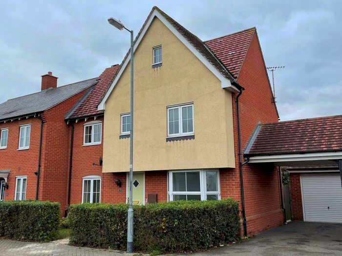 3 Bedroom House To Rent In South Colchester, CO2