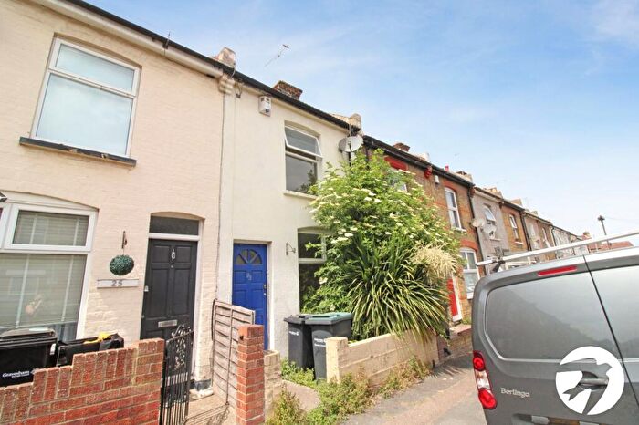 2 Bedroom Terraced House To Rent In Mead Road, Gravesend, Kent, DA11