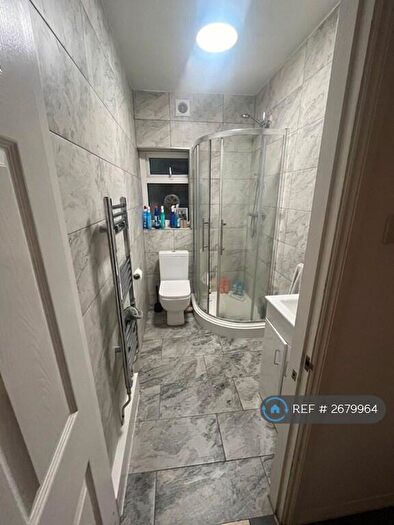 4 Bedroom Terraced House To Rent In Erleigh Road, Reading, RG1