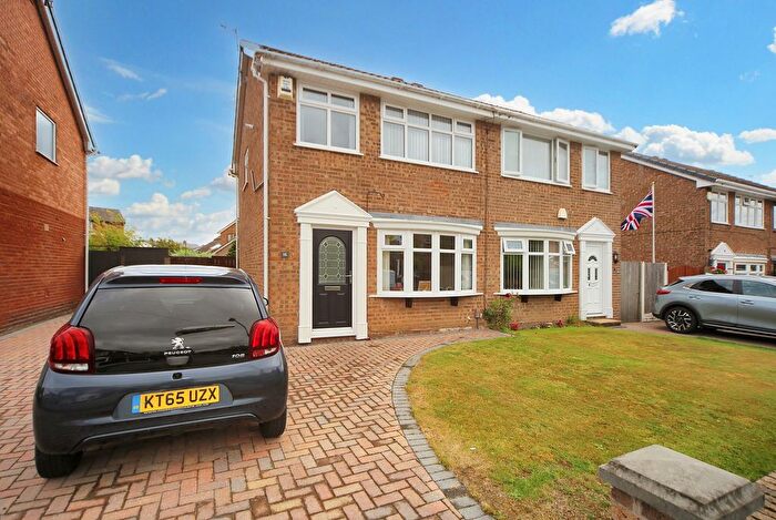 3 Bedroom Semi-Detached House For Sale In Elgin Avenue, Ashton-In-Makerfield, WN4