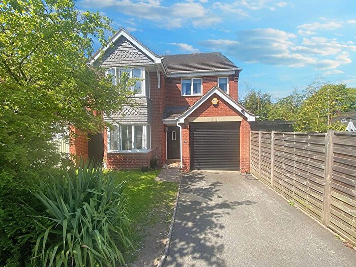 4 Bedroom Detached House For Sale In West Park Close, Walsall, WS9