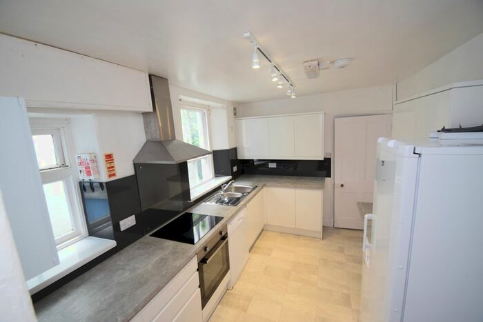 5 Bedroom Cottage To Rent In Albany Road, Falmouth TR11