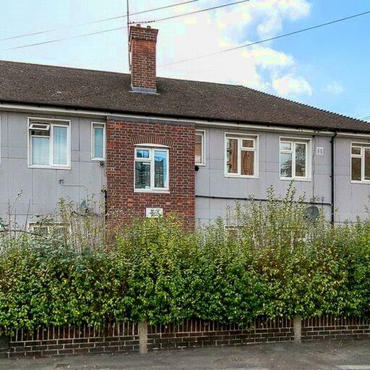 3 Bedroom Apartment To Rent In Church Road, Croydon, Surrey, CR0