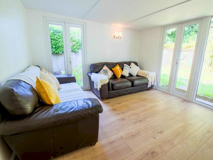 6 Bedroom Property To Rent In St Stephens Hill, Canterbury, CT2