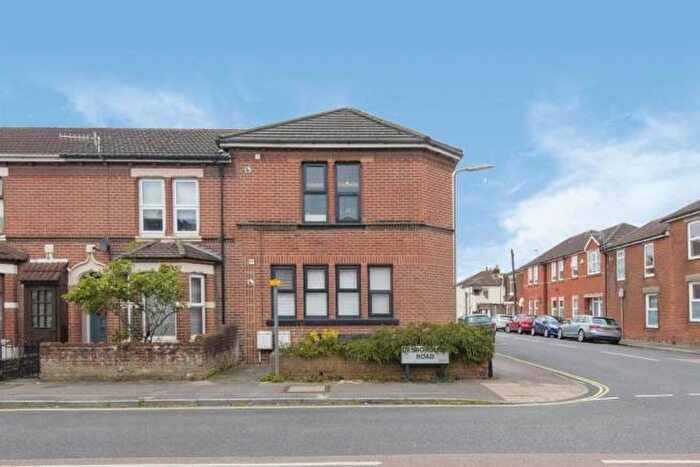 1 Bedroom Apartment To Rent In Desborough Road, Eastleigh, SO50