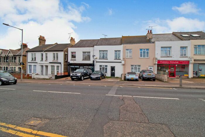 2 Bedroom Maisonette To Rent In East Street, Southend On Sea, SS2