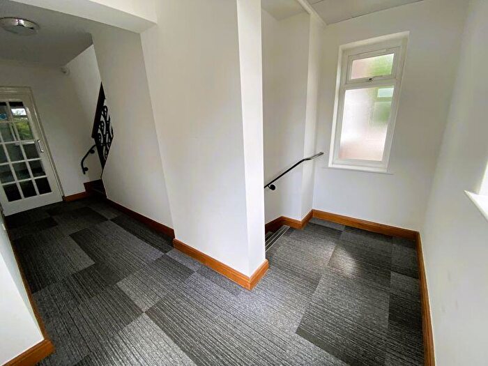 1 Bedroom Flat To Rent In Ravenscroft, Holmes Chapel, CW4