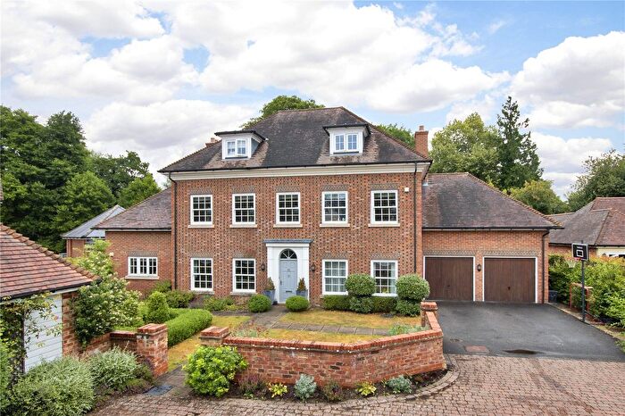 5 Bedroom Detached House For Sale In Watermill Close, Brasted, Westerham, Kent, TN16