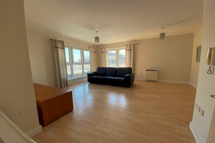 2 Bedroom Apartment To Rent In Town Centre, Basingstoke, RG21
