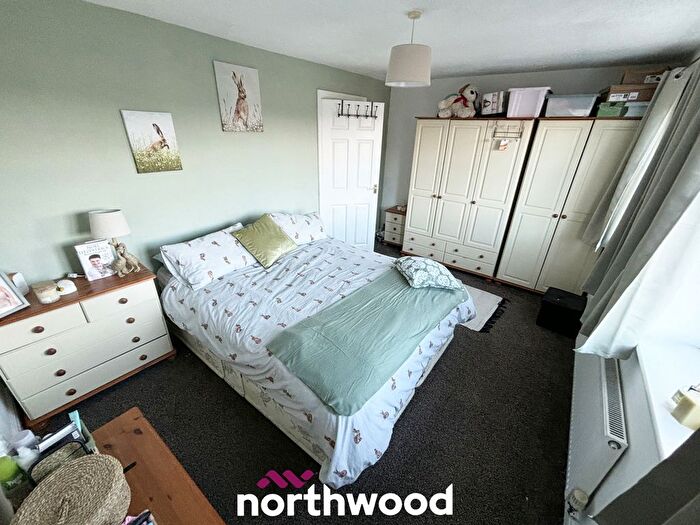 3 Bedroom Detached House For Sale In Cathedral Court, Dunsville, Doncaster, DN7