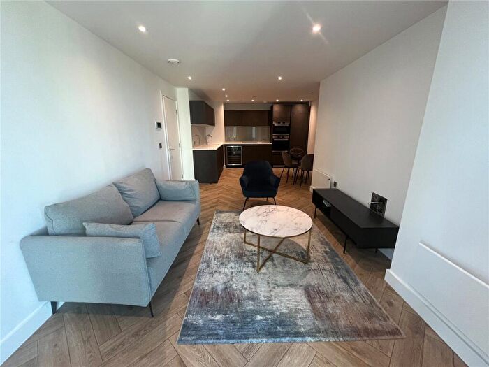 2 Bedroom Apartment To Rent In Elizabeth Tower, Chester Road, Manchester, M15