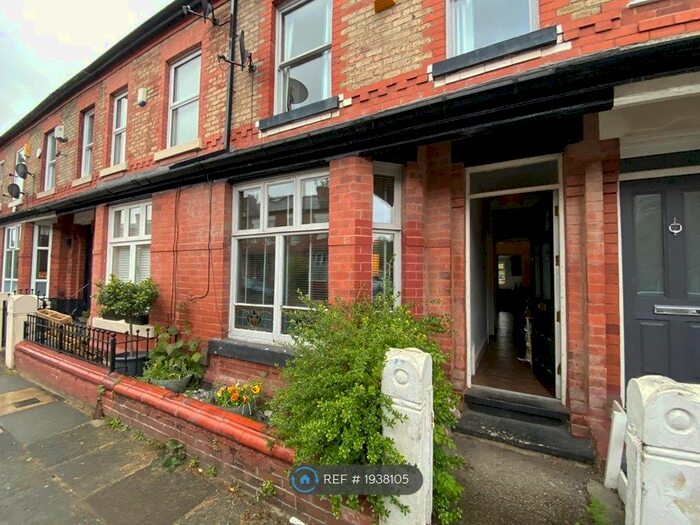 2 Bedroom Terraced House To Rent In Kingshill Road, Manchester, M21