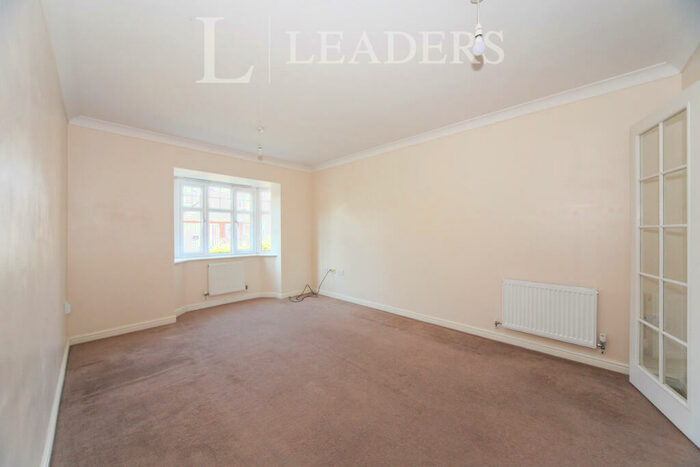 2 Bedroom Flat To Rent In Frenchs Gate -, LU6