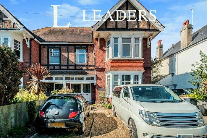 3 Bedroom Property To Rent In Wykeham Road, Worthing, BN11