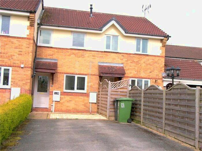 2 Bedroom Property To Rent In Ashton Close, Alfreton, Derbyshire, DE55
