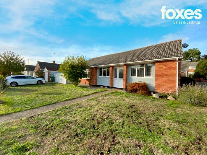 2 Bedroom Bungalow To Rent In Yarmouth Road, Poole, Dorset, BH12