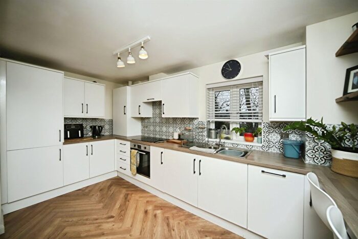 2 Bedroom Property For Sale In Mill House Road, Norton Fitzwarren, Taunton, TA2