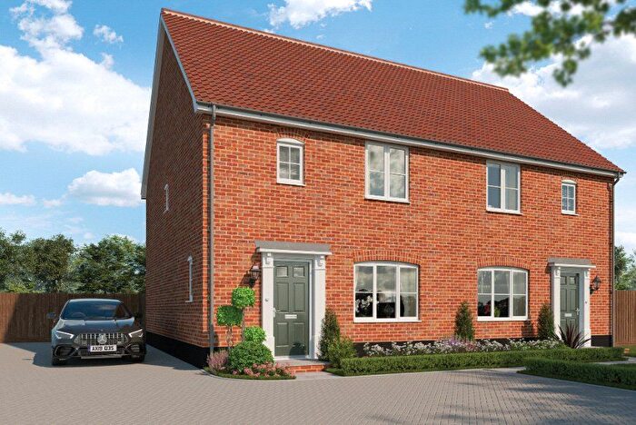 3 Bedroom Semi Detached House For Sale In Roman Way, Halesworth, Suffolk, IP19