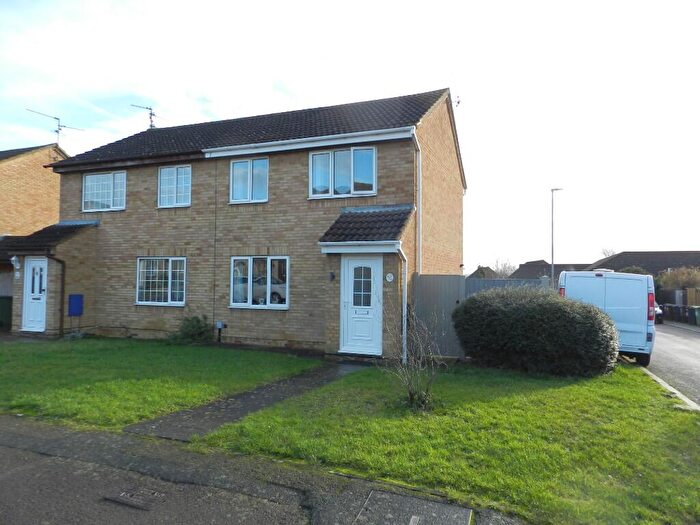 3 Bedroom Semi-Detached House To Rent In Beech Close, Corby, Northamptonshire, NN17