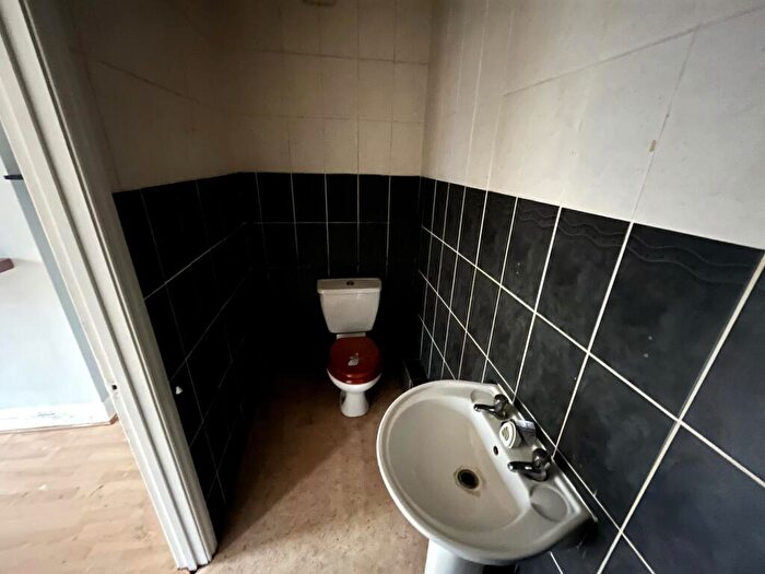 1 Bedroom Flat For Sale In Flat, , Biscot Road, Bedfordshire, LU3