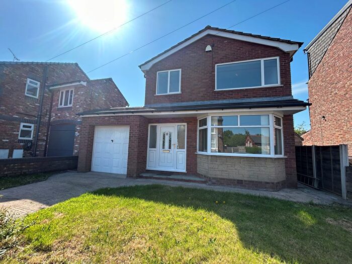 3 Bedroom Detached House To Rent In Glebelands Road, Sale, M33