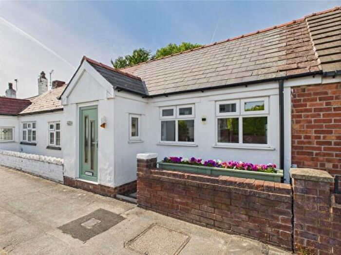 2 Bedroom Semi-Detached Bungalow To Rent In Shellfield Road, Southport, PR9