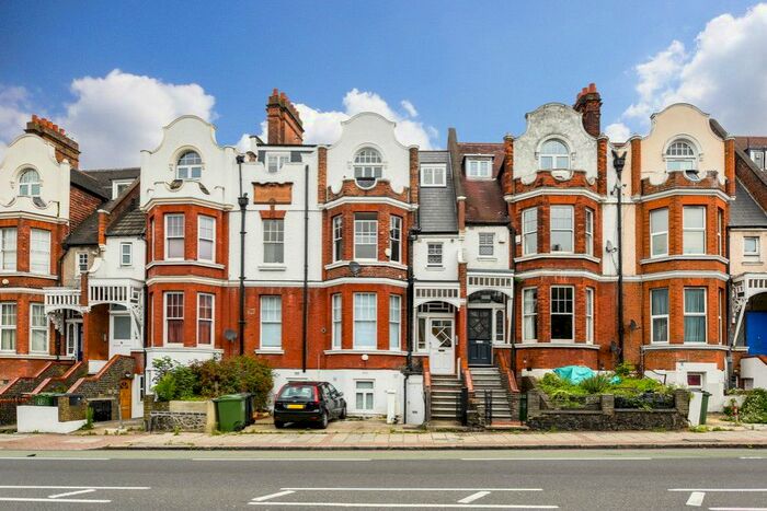 Studio To Rent In Thurlow Park Road, West Dulwich SE21