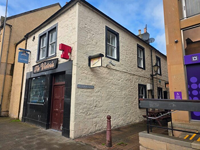 3 Bedroom Flat To Rent In High Street, Elgin, Moray, IV30
