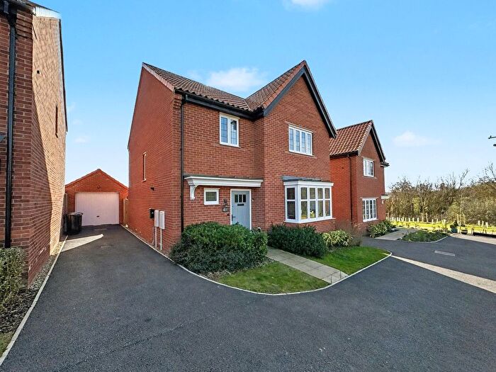 4 Bedroom Detached House For Sale In Pipistrelle Drive, Stowmarket, IP14