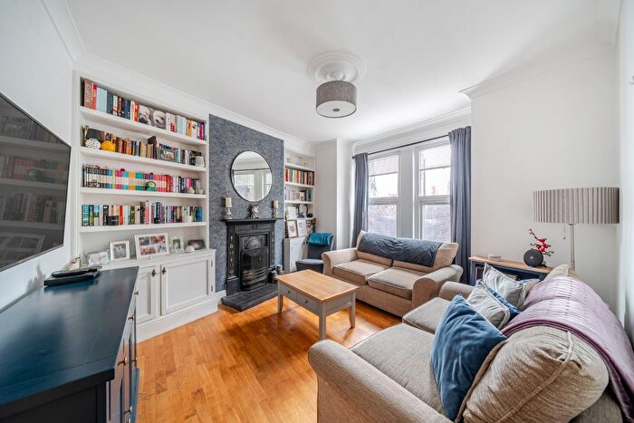 4 Bedroom End Of Terrace House For Sale In Bollo Lane, London, W4