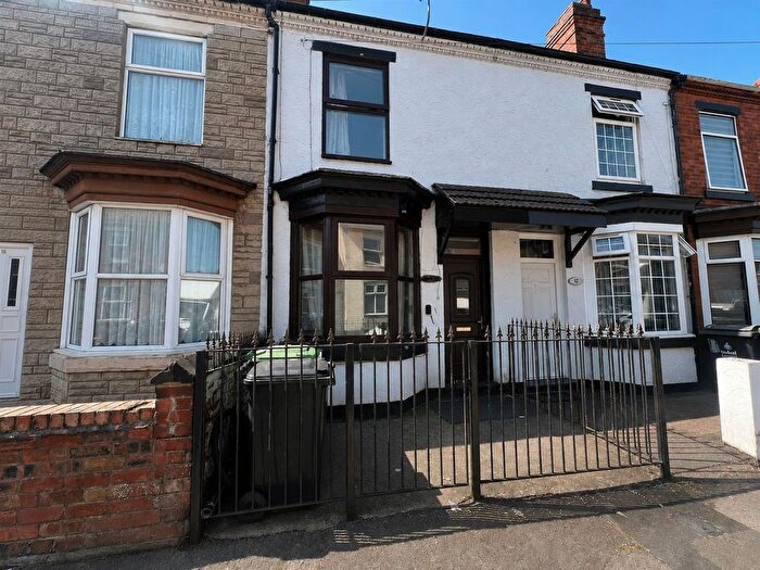 3 Bedroom Terraced House To Rent In Essex Street, Leamore Walsall, WS2