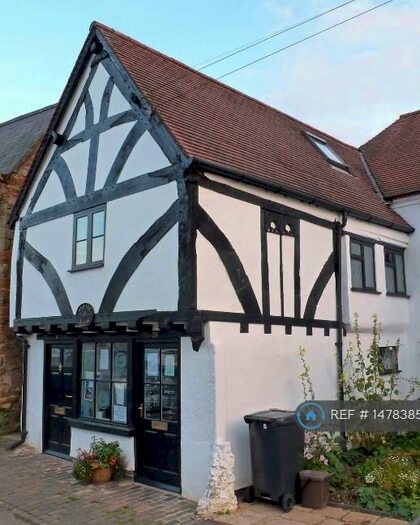 2 Bedroom Flat To Rent In High Street, Braunston, NN11