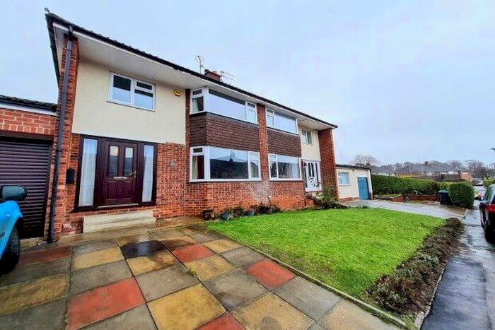 3 Bedroom Property To Rent In Roseberry Avenue, Middlesbrough, TS9