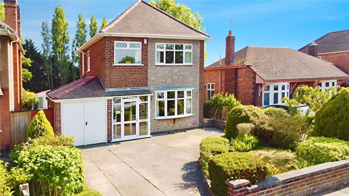 3 Bedroom Detached House For Sale In Westfield Road, Hinckley, Leicestershire, LE10