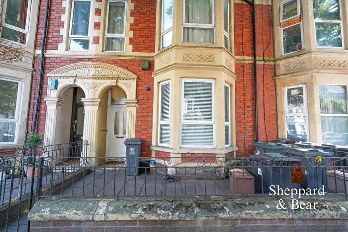 1 Bedroom Flat For Sale In Connaught Road, Roath, Cardiff, CF24