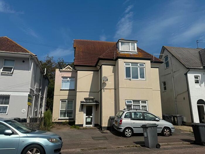 Flat To Rent In Drummond Road, Bournemouth, BH1