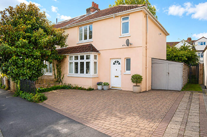 4 Bedroom End Of Terrace House To Rent In Radnor Road, Bishopston, BS7