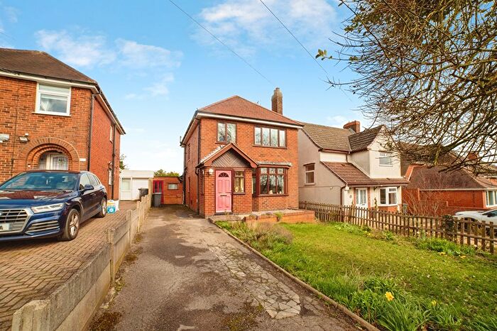 3 Bedroom Detached House For Sale In Chesterfield Road, Alfreton, Derbyshire, DE55