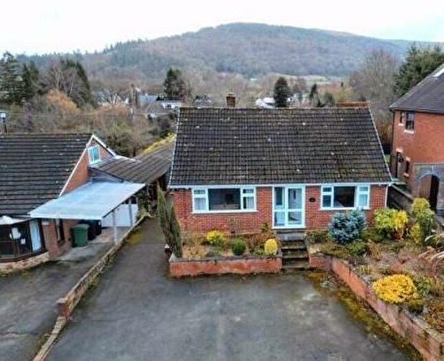 4 Bedroom Detached Bungalow For Sale In Whitwell Lane, Pontesbury Hill, Pontesbury, Shrewsbury, SY5