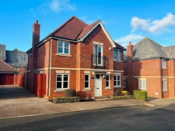 4 Bedroom Detached House To Rent In Darwin Close, Medbourne, MK5