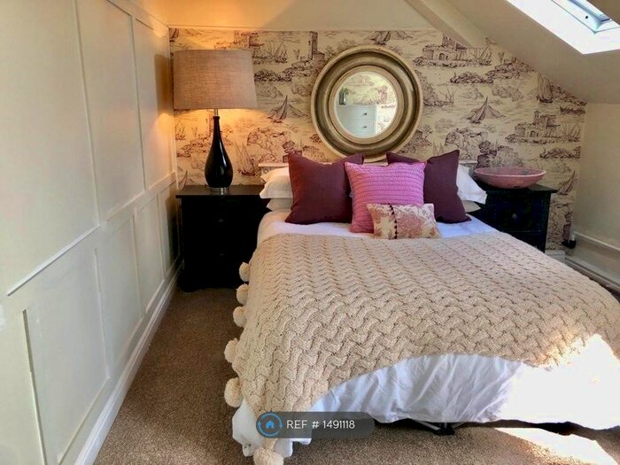 2 Bedroom Flat To Rent In Knaresborough Road, Harrogate, HG2