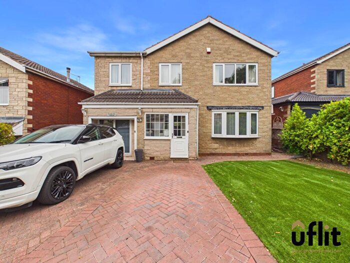 4 Bedroom Detached House For Sale In Windsor Road, Thorpe Hesley, Rotherham, S61